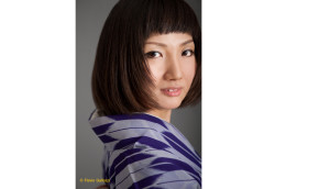 SatstkiKoyama511 300x172 Satstki Koyama soprano portrait photography photo kimono japanese japan girl fotografo Milano black hair black and white 