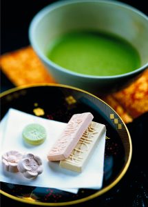 HigashiColor web 215x300 Higashi, Japanese sweets for the tea ceremony 